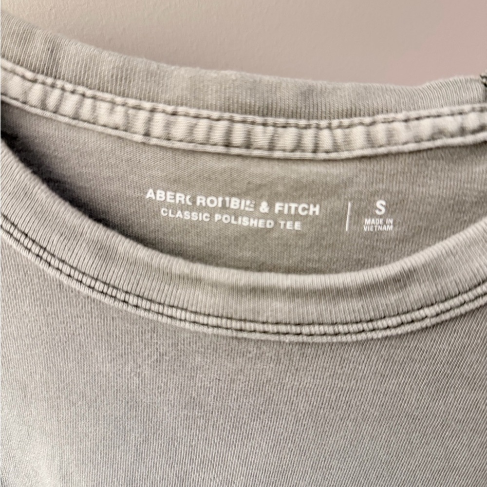 Abercrombie & Fitch Olive Classic Polished Tee Small